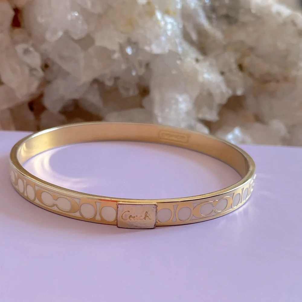 Authentic 💛COACH 💛bangle bracelet in white and gold. Classic ‘C’ pattern . - Picture 8 of 10